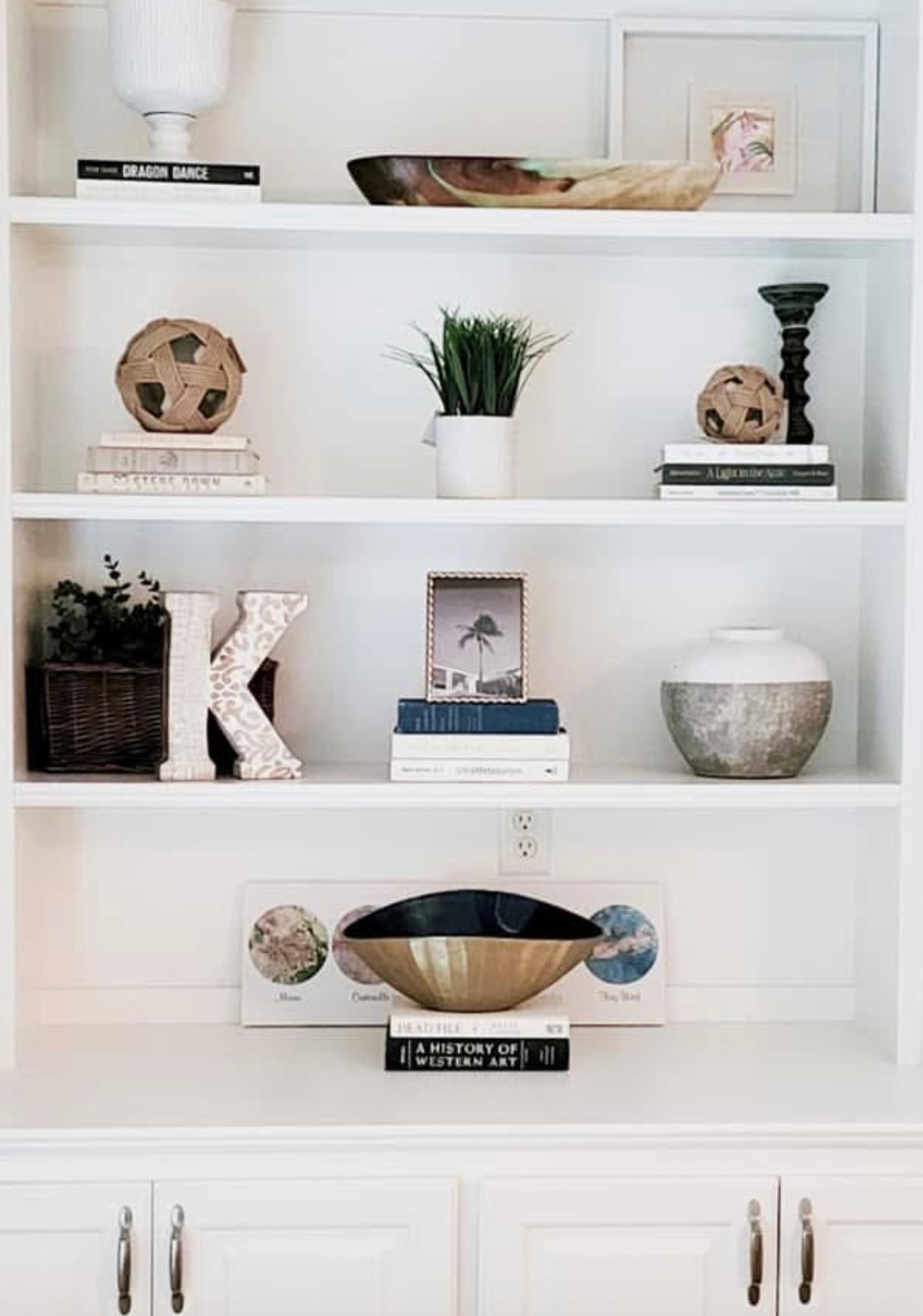 Built-in Shelf Styling